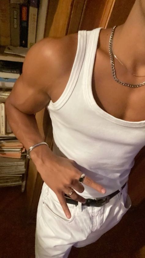 Best Fit Baneen & Tank Tops